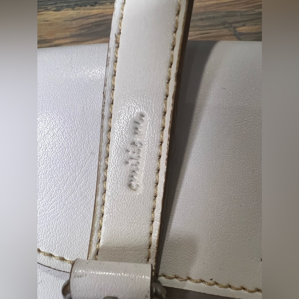 BIN047.3 Emilie M Small Purse - Picture 2 of 6